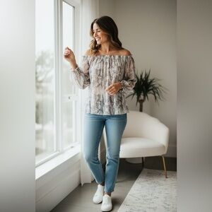 TRIABL JEANS Off The Shoulder Blousee